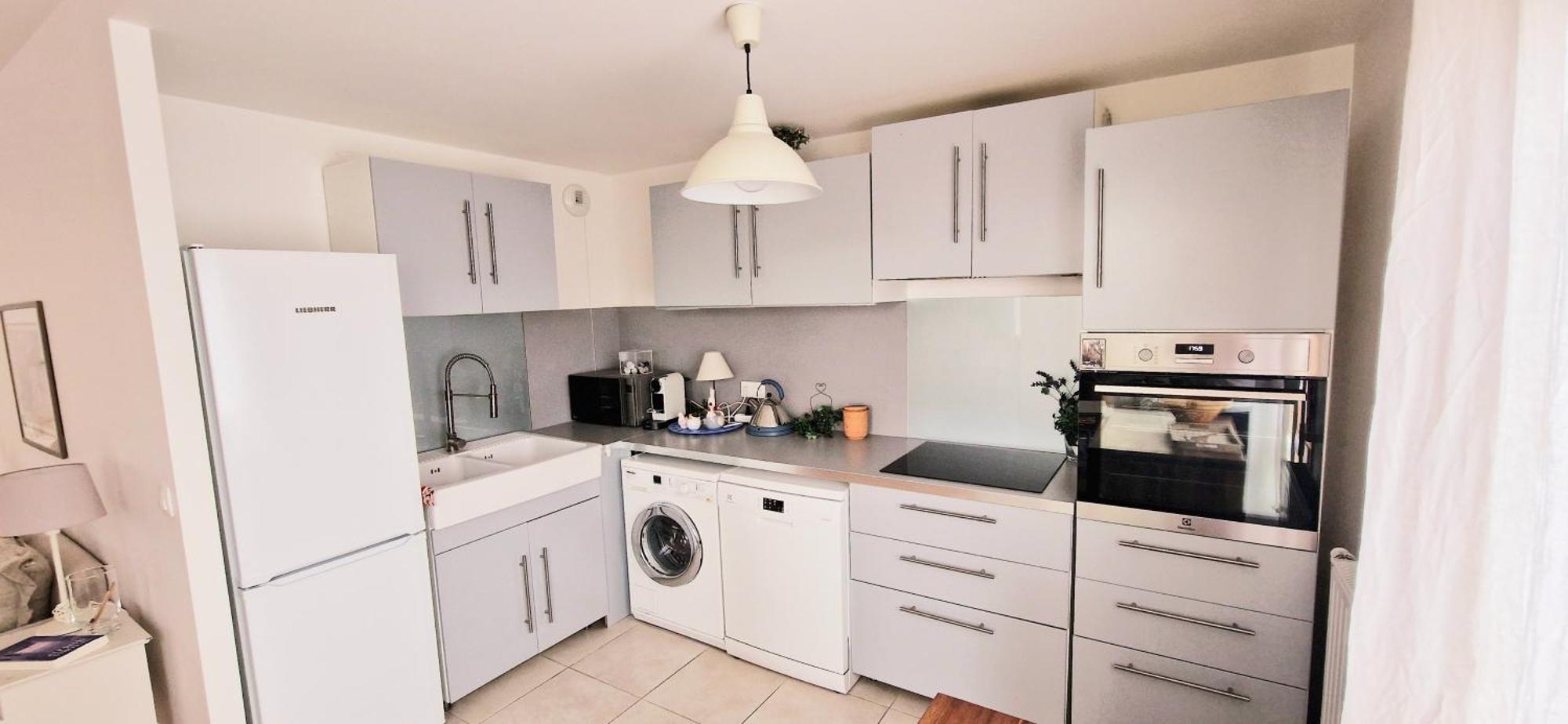 Moderne 3 Pieces Avec Parking Prive * Massy (Essonne)